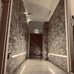 Popolo Relax בית הארחה 2*